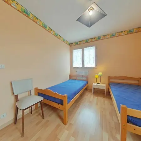 Apartamento T2 - Proche Des Commerces Et De La - - Lp040-002 *